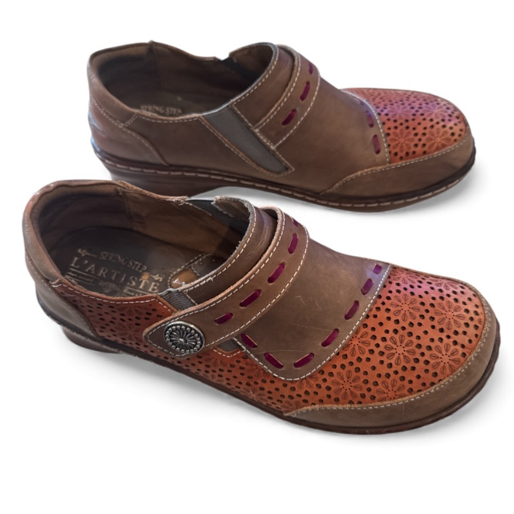 Women's Brown Floral Perforated Mary Jane Shoes